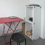 Bright Apt Near Le Marais